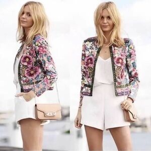 MULTI FLORAL OPEN JACKET SIZE LARGE brand new